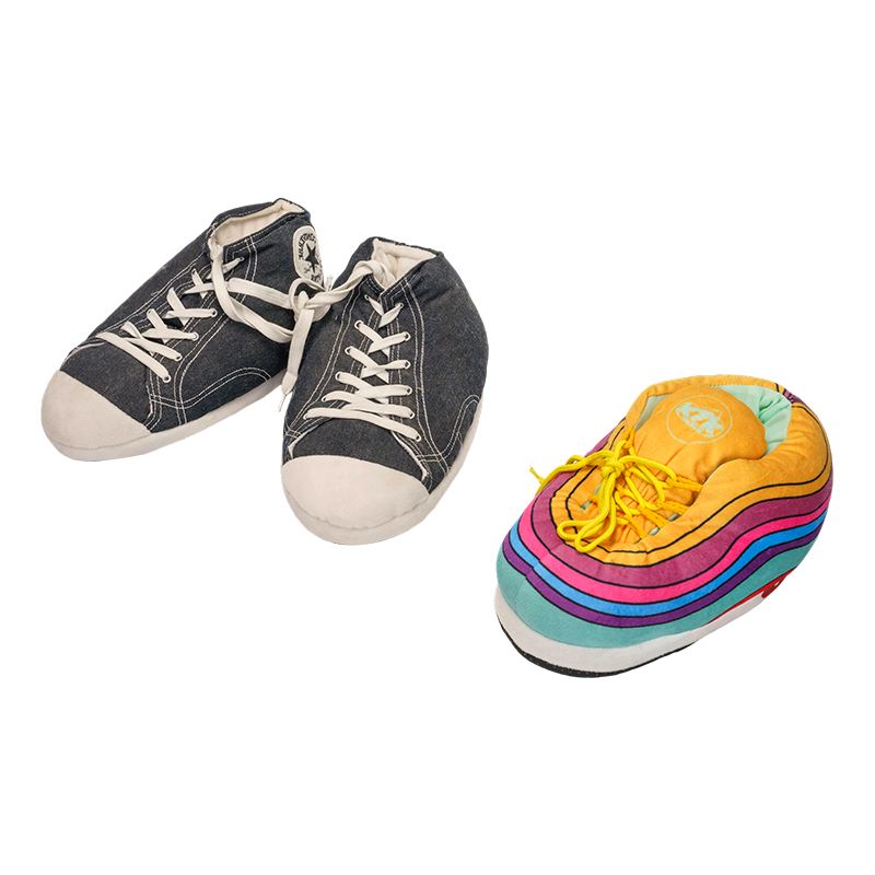 Tela classica e scarpe di lana colorate